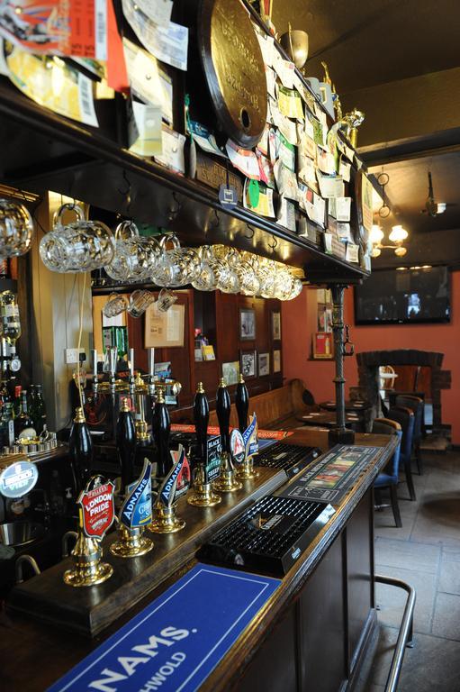 The Bull Hotel Стоуни Стратфорд Екстериор снимка