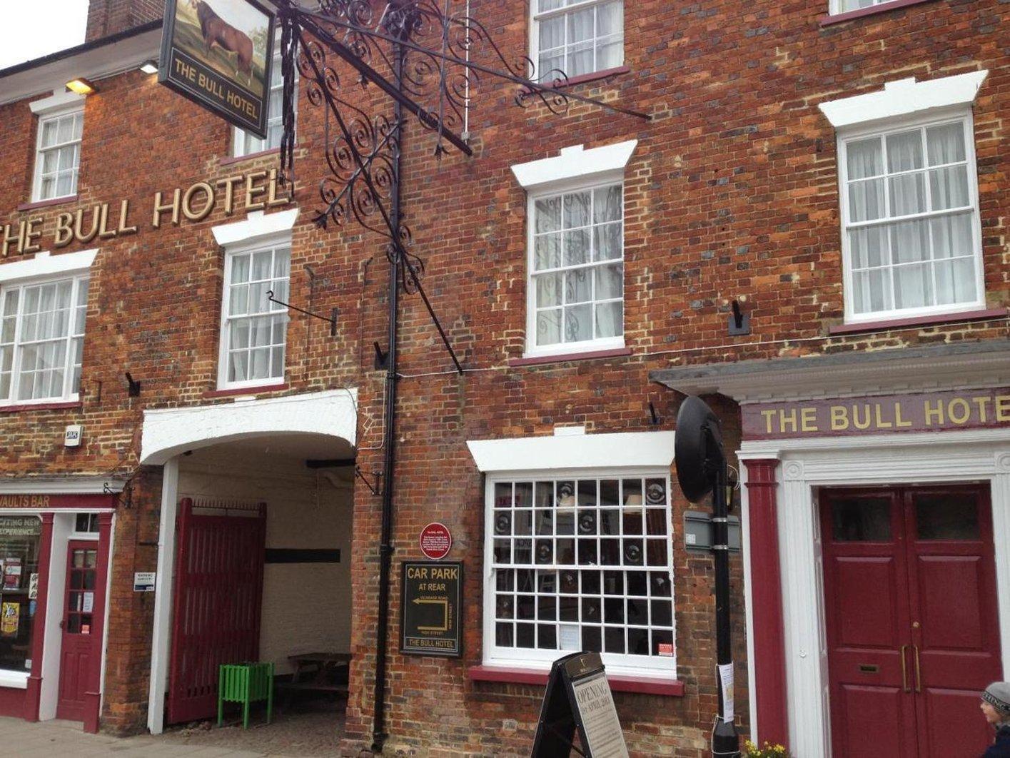 The Bull Hotel Стоуни Стратфорд Екстериор снимка