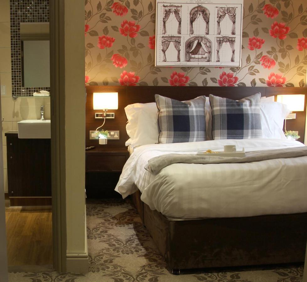 The Bull Hotel Стоуни Стратфорд Екстериор снимка