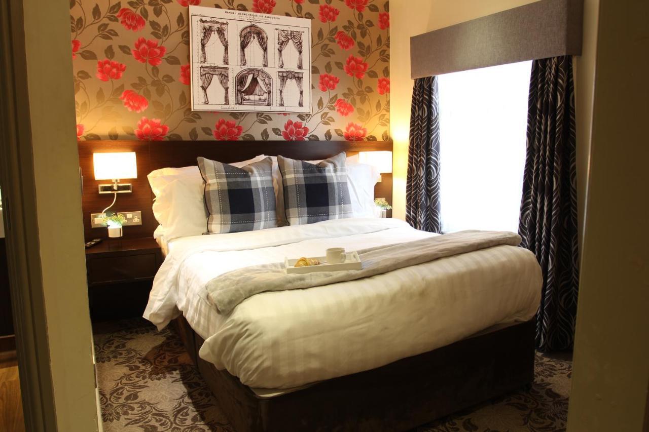 The Bull Hotel Стоуни Стратфорд Екстериор снимка