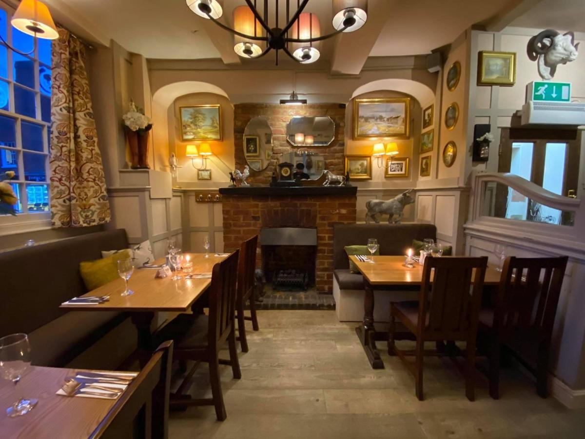 The Bull Hotel Стоуни Стратфорд Екстериор снимка